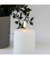 LED Blockljus 10cm hög, smält-look, flameffekt - Ø7,5cm, 10cm hög, fungerar m. fjärrkontroll, äkta stearin
