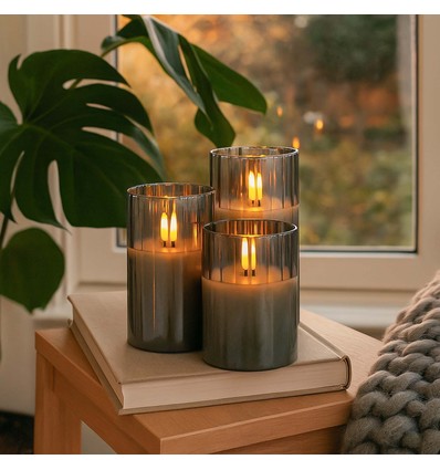 LED Blockljus set i rökfärgat glas Ø7,5cm, 3 st, flameffekt - Inkl. fjärrkontroll och timer, 10/12,5/15cm hög, äkta stearin
