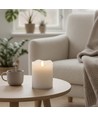 LED Blockljus 10 cm hög, flameffekt, vit - Ø7,5 cm, 10 cm hög, fungerar med fjärrkontroll, äkta stearin