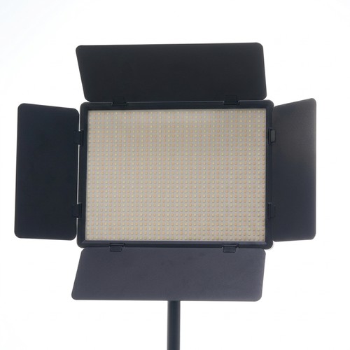 200W LED-ljuspanel för foto och video - Inkl. Barndoors, justerbar CCT och 8 effekter