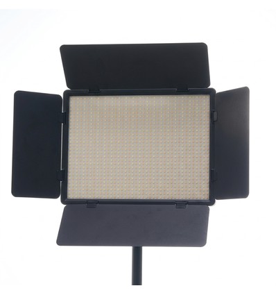 200W LED-ljuspanel för foto och video - Inkl. Barndoors, justerbar CCT och 8 effekter