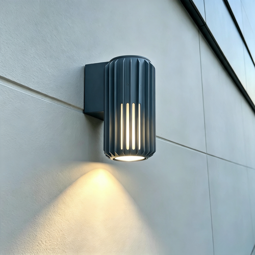 FYRON Wall vägglampa, Grå - E27, IP54 utomhus