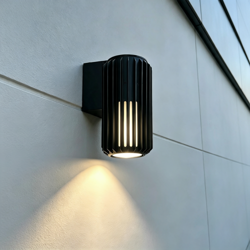 FYRON Wall vägglampa, Svart - E27, IP54 utomhus
