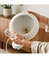 Keramik E27 pendellampa - Plisserad, vit/mässing, 2m sladd, Ø27x23cm, utan ljuskälla