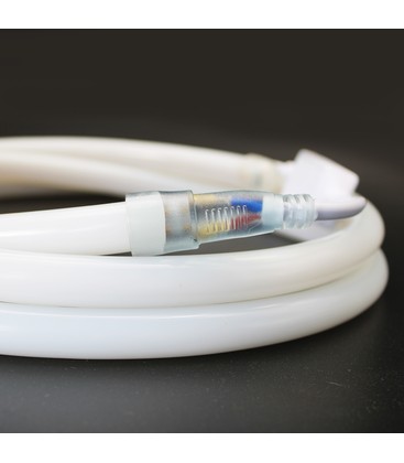 Närbild på strukturen hos en Neon Flex LED-strip som kan klippas med hög precision.