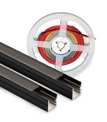 Översikt av vad som ingår i ett komplett set med LED-strip, profil och tillbehör.